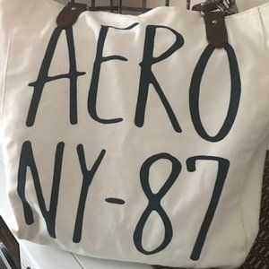 Aeropostale Tote